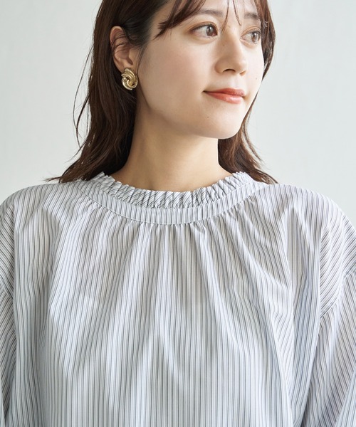 ikka（イッカ）の「襟フリルリボン2WAYブラウス（シャツ/ブラウス・レディース・オフホワイト/グレイッシュベージュ/ライトグリーン/ライトグレー/ブルー・M/L/S）」の12枚目の写真