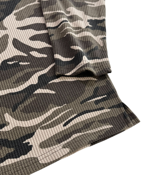 SK8ER ROCK(スケーターロック)の「Double Cross Camouflage Henley Neck T-shirt ((Beige))(Tシャツ/カットソー・レディース・その他・ONE SIZE)」の5枚目の写真