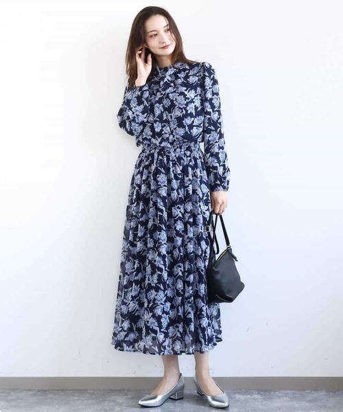 MK MICHEL KLEIN（エムケーミッシェルクラン）の「花柄シフォンスカート/洗える（スカート・レディース・ミント/ネイビー・38）」の5枚目の写真