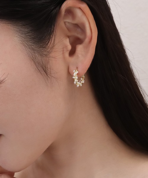 blackdia ocean（ブラックダイヤオーシャン）の「blackdia ocean ツイストフープパールピアス/イヤリング（ピアス（両耳用）・レディース・ゴールド系その他/ゴールド・FREE）」の9枚目の写真