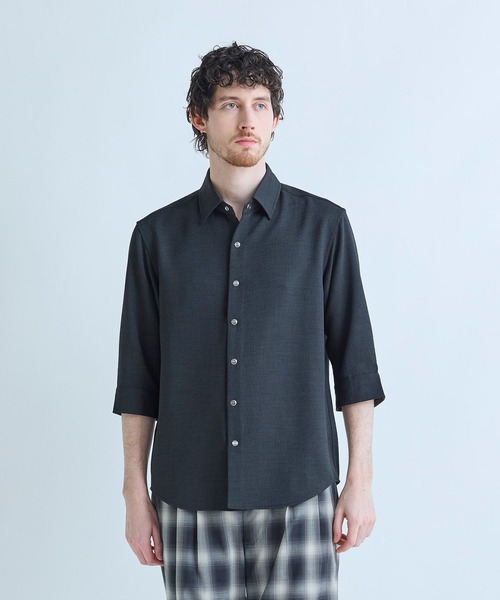 MEN'S BIGI（メンズビギ）の「ブッチャー七分袖シャツ＜ストレッチ/イージーケア/吸汗性/通気性＞（シャツ/ブラウス・メンズ・ブラウン/ブラック/ベージュ・04/03/02/01）」の2枚目の写真