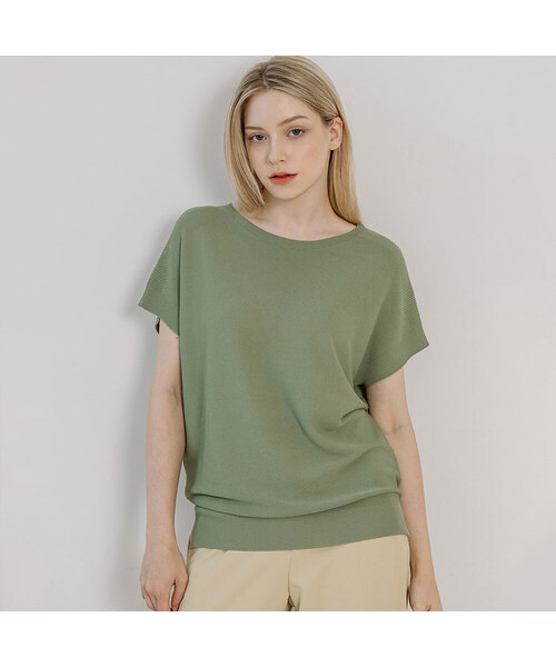 VASCARA(バスカラ)の「Boat Neck Drop Shoulder Half Sleeve Knitwear (6colors)(Tシャツ/カットソー・レディース・ホワイト/コーラルピンク/ライトイエロー/ベージュ/ブラック/カーキ・FREE)」の4枚目の写真