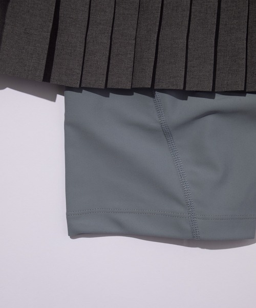 F/CE. （エフシーイー）の「F/CE. ARC PLEAT SKIRT / エフシーイー アーク プリーツ スカート（スカート・レディース・ブラック/グレー・SMALL）」の9枚目の写真