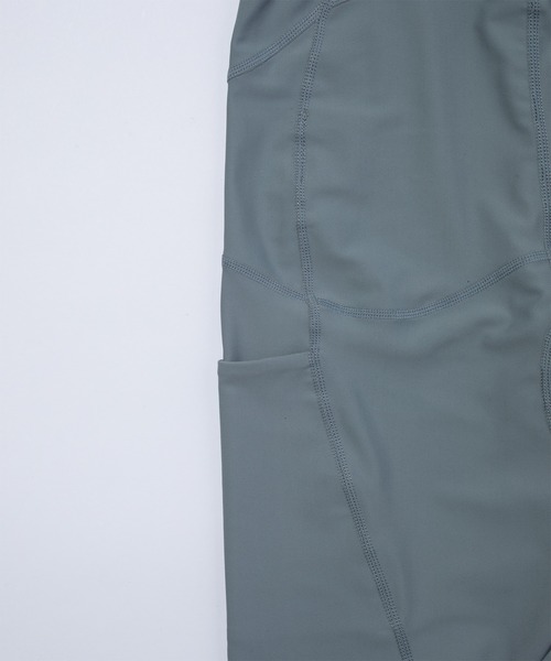 F/CE. （エフシーイー）の「F/CE. ARC PLEAT SKIRT / エフシーイー アーク プリーツ スカート（スカート・レディース・ブラック/グレー・SMALL）」の12枚目の写真