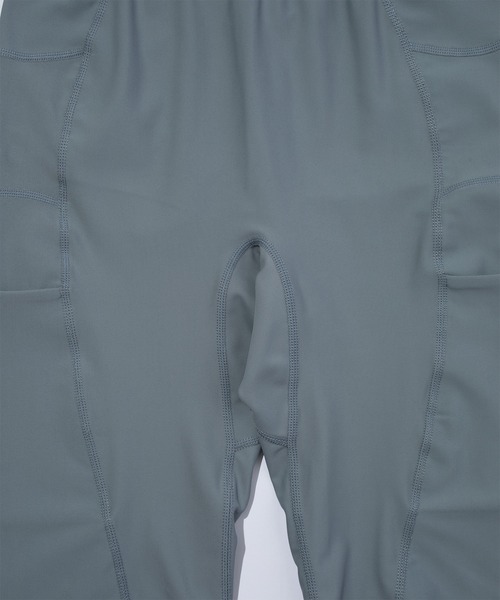 F/CE. （エフシーイー）の「F/CE. ARC PLEAT SKIRT / エフシーイー アーク プリーツ スカート（スカート・レディース・ブラック/グレー・SMALL）」の13枚目の写真