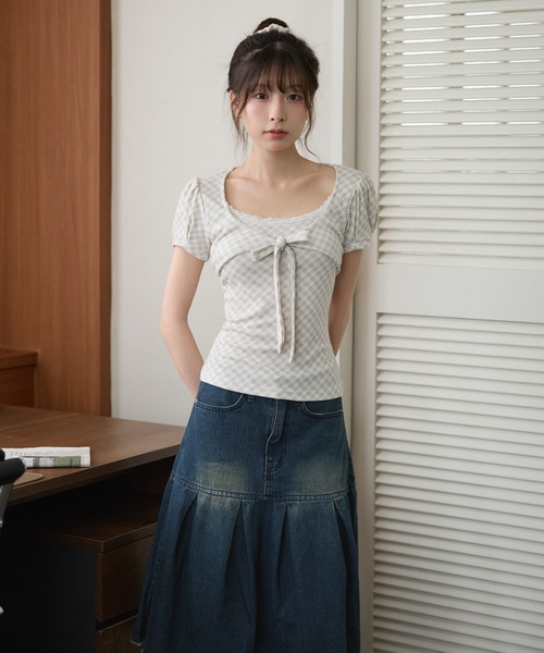UNE MANSION(ユヌマンション)の「ラブリーフロントリボンチェックブラウスカットソー(Tシャツ/カットソー・レディース・アイボリー/チャコール/ベージュ・FREE)」の12枚目の写真