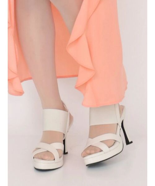 EATME（イートミー）の「クロスサンダル（サンダル・レディース・ブラック/アイボリー・SMALL/LARGE/MEDIUM）」の3枚目の写真