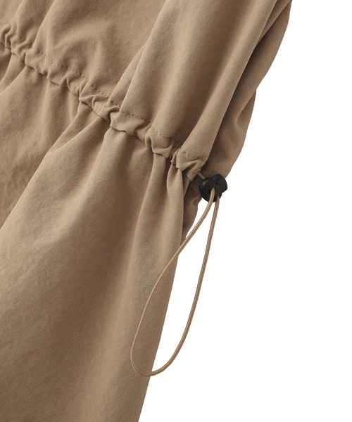 Green　Parks（グリーンパークス）の「【楽しゃれUV】ドロストフレアベスト（ベスト・レディース・カーキ/ブラック/ベージュ・FREE）」の10枚目の写真