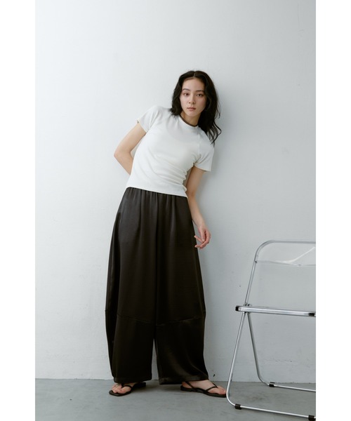 ANF.MUU(アンフムー)の「ラグランスリーブコンパクトTシャツ(Tシャツ/カットソー・レディース・チャコールグレー/ブラウン/ホワイト・FREE)」の10枚目の写真