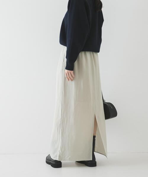 URBAN RESEARCH（アーバンリサーチ）の「キュプラギャザーIラインスカート（スカート・レディース・ライトベージュ/チャコールグレー/ブラック・38/36）」の10枚目の写真