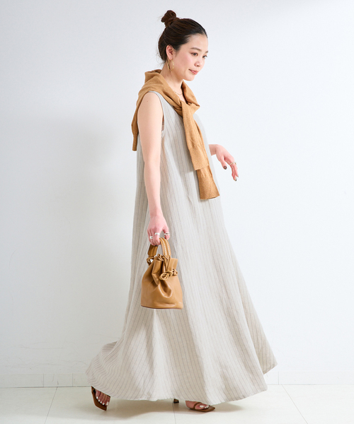B.C STOCK(ベーセーストック)の「《追加7》手洗い可 / リネンレーヨンスリーブレスワンピース(ワンピース・レディース・ベージュ/コバルトブルー/レッド/ブラウン/ブルー/ブラック・MEDIUM/SMALL)」の15枚目の写真