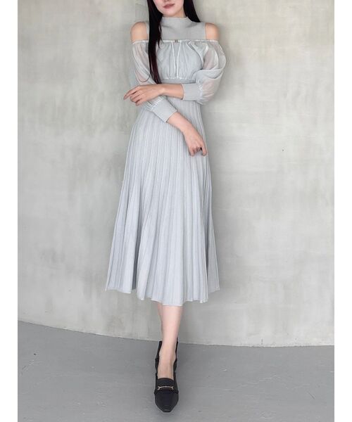 MERCURYDUO（マーキュリーデュオ）の「異素材ドッキングプリーツフレアニットワピース（ワンピース・レディース・ライトグレー/ブラック/アイボリー・MEDIUM/SMALL）」の3枚目の写真