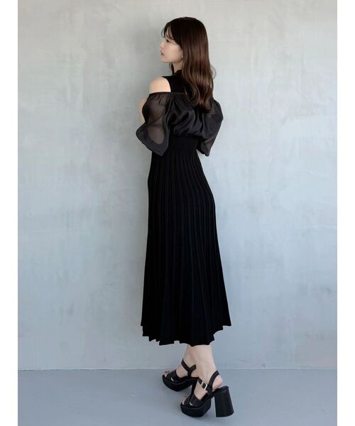 MERCURYDUO（マーキュリーデュオ）の「異素材ドッキングプリーツフレアニットワピース（ワンピース・レディース・ライトグレー/ブラック/アイボリー・MEDIUM/SMALL）」の7枚目の写真