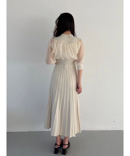 MERCURYDUO（マーキュリーデュオ）の「異素材ドッキングプリーツフレアニットワピース（ワンピース・レディース・ライトグレー/ブラック/アイボリー・MEDIUM/SMALL）」の17枚目の写真