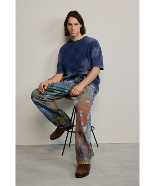 Desigual(デシグアル)の「アート プリント/ ゴーギャンデニムパンツ(デニムパンツ・メンズ・ブルー・XXL/M/S/XS/L/XL)」の2枚目の写真