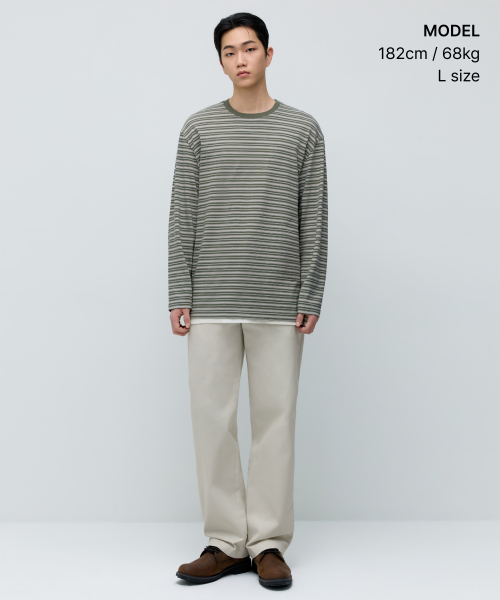 MUSINSA STANDARD（ムシンサスタンダード）の「マルチストライプリラックスド長袖Tシャツ5 [オリーブ]（Tシャツ/カットソー・メンズ・その他・X-LARGE/2XL/3XL/SMALL/MEDIUM/LARGE）」の2枚目の写真