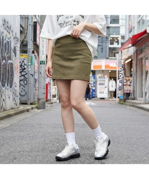FILA（フィラ）の「PIGMENT RIB SKIRT（スカート・レディース・ブラック/ベージュ/ピンク・M/XL/L）」の2枚目の写真