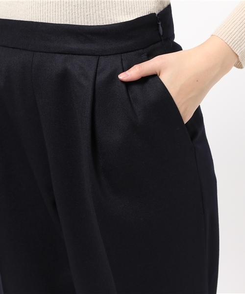 IENA（イエナ）の「サキソニー タックパンツ◆（その他パンツ・レディース・ネイビー/カーキ/キャメル・40/38/36/34）」の19枚目の写真