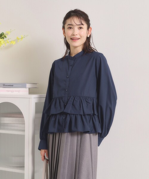 ITS'DEMO（イッツデモ）の「【洗濯機OK】ティアードフリルブラウス（シャツ/ブラウス・レディース・オフホワイト/ネイビー/ライトブルー・00）」の3枚目の写真