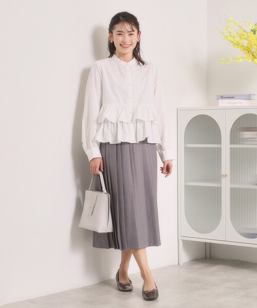 ITS'DEMO（イッツデモ）の「【洗濯機OK】ティアードフリルブラウス（シャツ/ブラウス・レディース・オフホワイト/ネイビー/ライトブルー・00）」の6枚目の写真