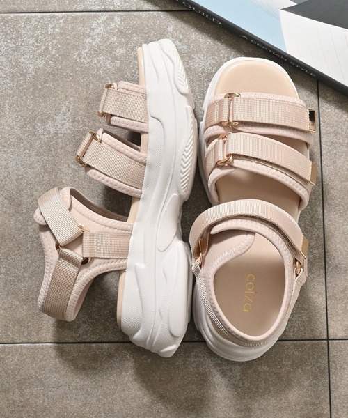 Honeys（ハニーズ）の「金具使い厚底サンダル（サンダル・レディース・ベージュ/ブラック×ホワイト/ベージュ系その他/アイボリー/ブラック・L/LL/M/S）」の5枚目の写真