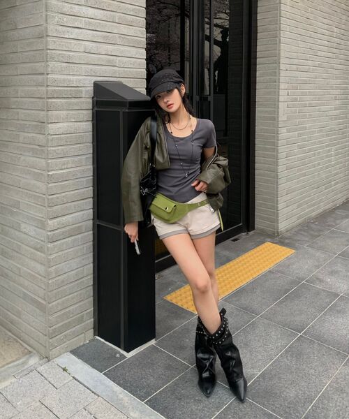 UUUUP（ユープ）の「ローレイズリブショーツ - アイボリー（その他パンツ・レディース・その他・MEDIUM/LARGE/SMALL）」の3枚目の写真