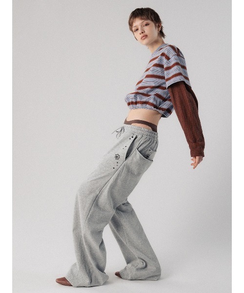 ELCHELE（エルチェレ）の「FRENCH TERRY STUDS PANTS（スウェットパンツ・レディース・ヘザーグレー/ブラック・38/36）」の8枚目の写真
