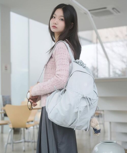 COVERNAT WOMAN(カバーナットウーマン)の「クローバーハート シャーリングナイロンバックパック ベージュ(バックパック/リュック・レディース・その他・F)」の9枚目の写真