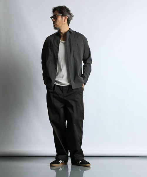 The DUFFER of ST.GEORGE（ザダファーオブセントジョージ）の「HIGH-TECH SEERSUCKER "COOLMAX" WORK SHIRT：クールマックス シアサッカー ワークシャツ / ミリタリーシャツ / セットアップ対応（シャツ/ブラウス・メンズ・ネイビー/チャコールグレー・X-LARGE/LARGE/MEDIUM/SMALL）」の4枚目の写真