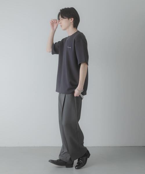 SENSE OF PLACE by URBAN RESEARCH（センスオブプレイスバイアーバンリサーチ）の「『一部WEB限定カラー』『接触冷感/速乾』シシュウダンボールポンチショートスリーブTシャツ（Tシャツ/カットソー・メンズ・ブラウン/イエロー/ブラック/チャコールグレー/ライトベージュ/グリーン/ホワイト・LARGE/MEDIUM）」の19枚目の写真