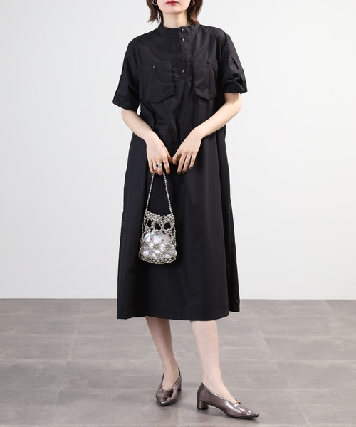 EGLANTINE（エグランティーヌ）の「EGLANTINE ノーカラーワンピース 半袖（ワンピース・レディース・ブルー系/ブラック系/ブラック・40）」の7枚目の写真