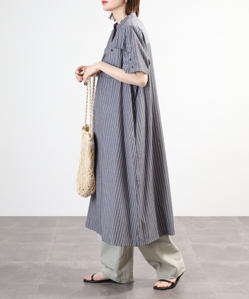 EGLANTINE（エグランティーヌ）の「EGLANTINE ノーカラーワンピース 半袖（ワンピース・レディース・ブルー系/ブラック系/ブラック・40）」の14枚目の写真