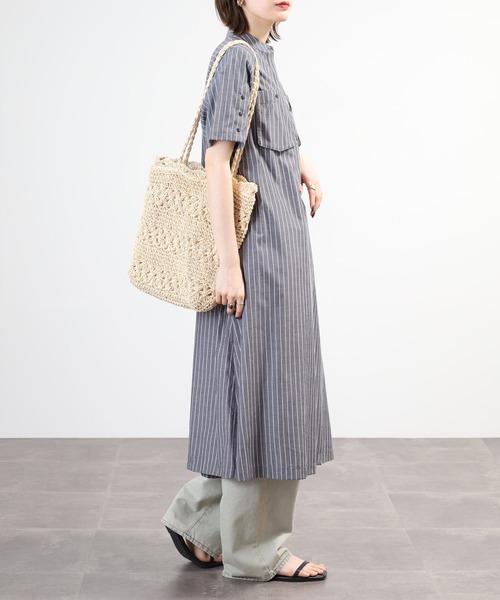 EGLANTINE（エグランティーヌ）の「EGLANTINE ノーカラーワンピース 半袖（ワンピース・レディース・ブルー系/ブラック系/ブラック・40）」の17枚目の写真