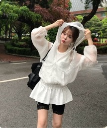 I.O.E（アイオイ）の「ドットデザイン シアーフーディージャケット（マウンテンパーカー）」