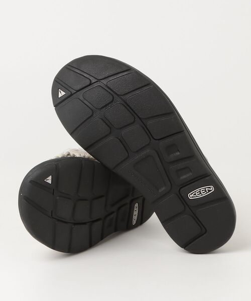 KEEN(キーン)の「UNEEK / ユニーク / メンズ スニーカーサンダル(サンダル・メンズ・ライトグレー・30cm/25cm/25.5cm/26cm/26.5cm/27cm/27.5cm/28cm/28.5cm/29cm)」の3枚目の写真