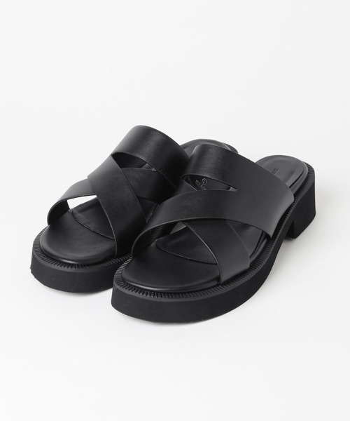 mysty woman（ミスティウーマン）の「クロスベルトサンダル 659924（サンダル・レディース・ブラック・LARGE/MEDIUM）」の2枚目の写真