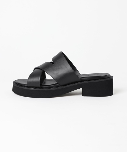 mysty woman（ミスティウーマン）の「クロスベルトサンダル 659924（サンダル・レディース・ブラック・LARGE/MEDIUM）」の3枚目の写真