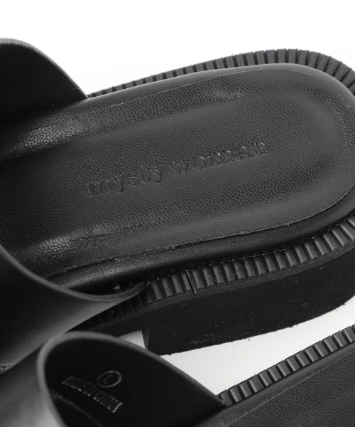 mysty woman（ミスティウーマン）の「クロスベルトサンダル 659924（サンダル・レディース・ブラック・LARGE/MEDIUM）」の7枚目の写真