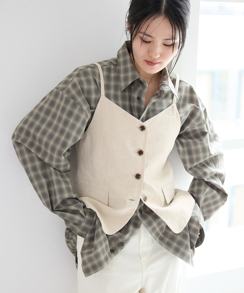 IENA(イエナ)の「《セットアップ対応》ウォッシャブル リネン混シェイプジレ(ベスト・レディース・ブラック/ベージュ・FREE)」の20枚目の写真