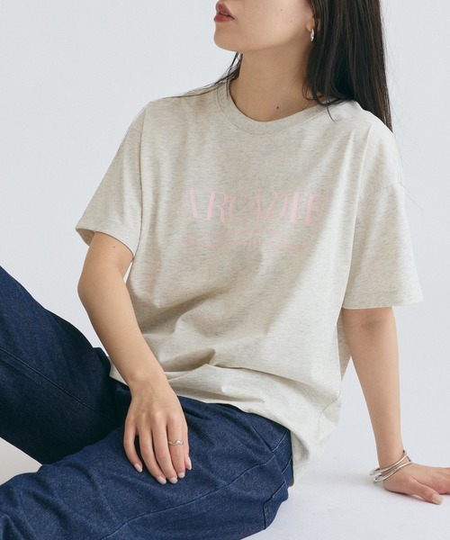 COLONY 2139（コロニートゥーワンスリーナイン）の「ARCADIE ロゴTシャツ（Tシャツ/カットソー・レディース・ネイビー/ライトグレー/ホワイト/ブラック・FREE）」の3枚目の写真