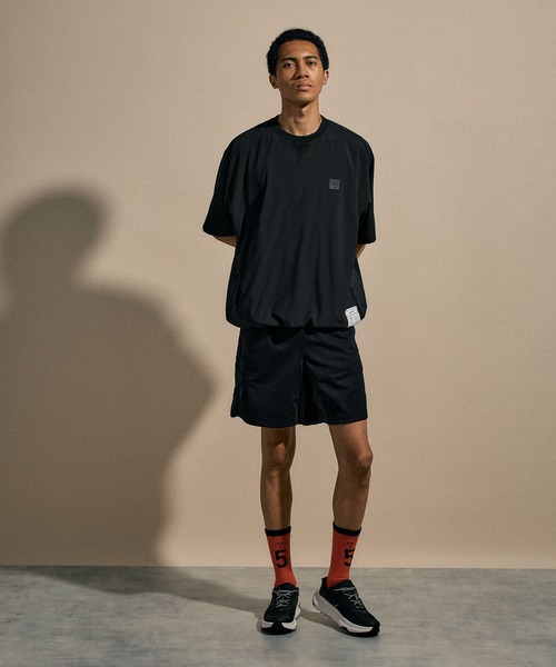 NUMERALS（ヌメラルズ）の「[NUMERALS]PANEL CREW NECK T-SHIRT（Tシャツ/カットソー・メンズ・カーキ/ブラック・LARGE/MEDIUM）」の5枚目の写真