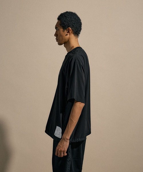 NUMERALS（ヌメラルズ）の「[NUMERALS]PANEL CREW NECK T-SHIRT（Tシャツ/カットソー・メンズ・カーキ/ブラック・LARGE/MEDIUM）」の17枚目の写真