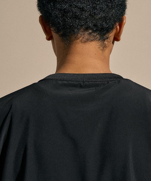NUMERALS（ヌメラルズ）の「[NUMERALS]PANEL CREW NECK T-SHIRT（Tシャツ/カットソー・メンズ・カーキ/ブラック・LARGE/MEDIUM）」の19枚目の写真
