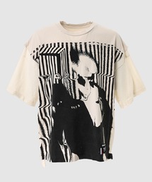 MODA APOCRYPHA QUAD TEE
