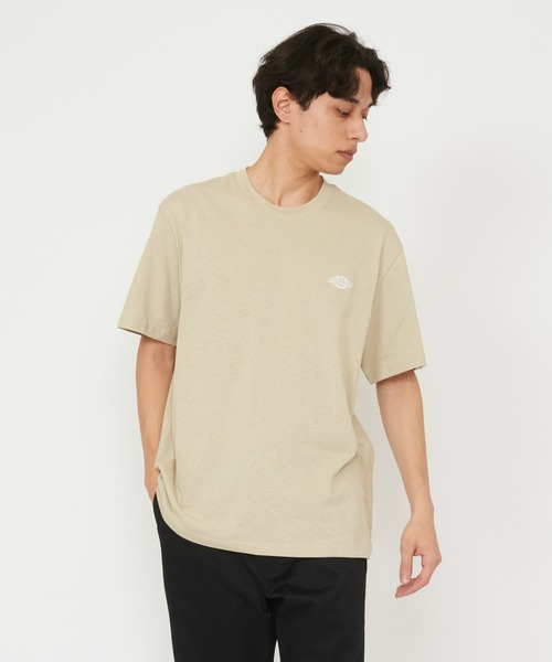 Dickies(ディッキーズ)の「Dickies/ディッキーズ ワンポイントロゴ ヘビーウェイトTシャツ 半袖(Tシャツ/カットソー・メンズ・ホワイト/アイボリー/ブラック・X-LARGE/LARGE/MEDIUM/SMALL)」の2枚目の写真