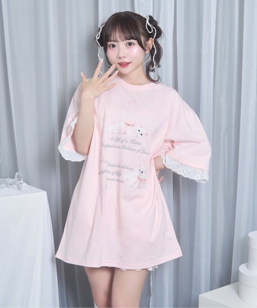 Honey Cinnamon(ハニーシナモン)の「ribbon kitten Tシャツ(Tシャツ/カットソー・レディース・ブラック/ピンク・FREE)」の2枚目の写真