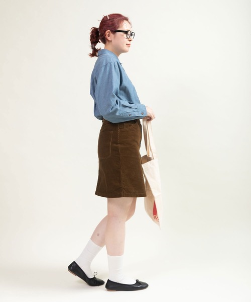 CHILD WOMAN(チャイルドウーマン)の「8Wコーデュロイ 前釦あきスカート(スカート・レディース・ダークブラウン・36/38)」の6枚目の写真