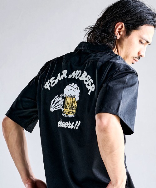SILVER BULLET(シルバーバレット)の「『ALCARZA/アルカーザ』バック刺繍半袖ボーリングシャツ(Tシャツ/カットソー・メンズ・ブラック系3/ブラック系2/ブラック系4/ブラック系1・L/XL/M)」の4枚目の写真
