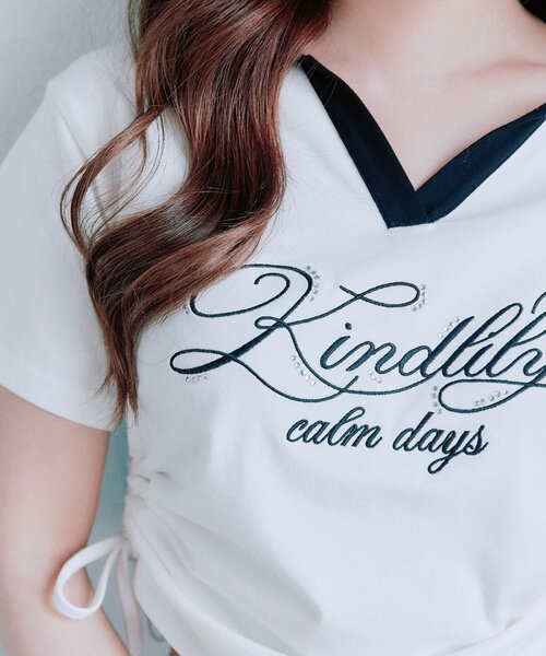 OLIVE des OLIVE（オリーブデオリーブ）の「ロゴ刺繍トップス（Tシャツ/カットソー・レディース・オフホワイト/ベージュ/ブラウン・FREE）」の7枚目の写真