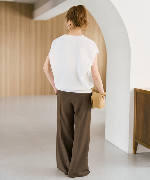 Spick & Span（スピックアンドスパン）の「《WEB限定 / 追加》パールボタンウォッシャブルニットベスト（ベスト・レディース・ホワイト/ブラウン/ブラック・FREE）」の22枚目の写真